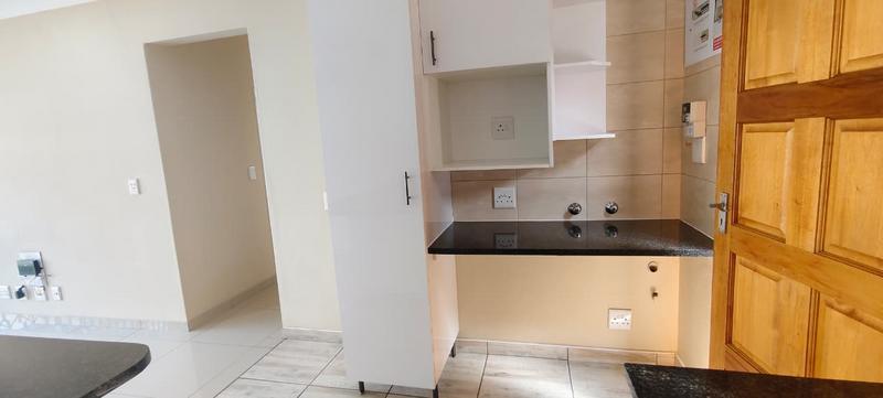 To Let 2 Bedroom Property for Rent in Die Bult North West